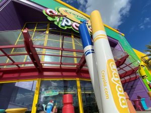 Picture of the front of the crayola experience